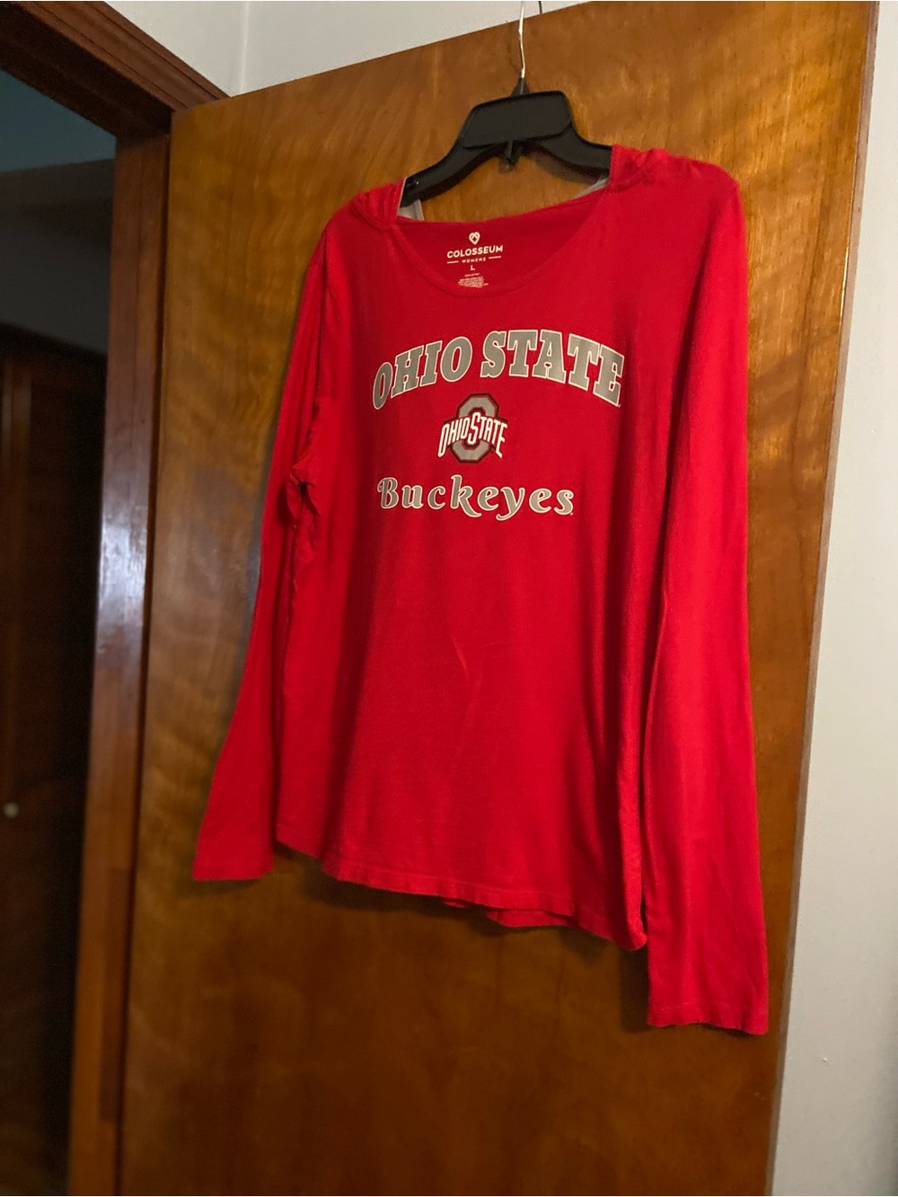Colosseum Women's Red Crewneck Tee - Picture 1 of 3